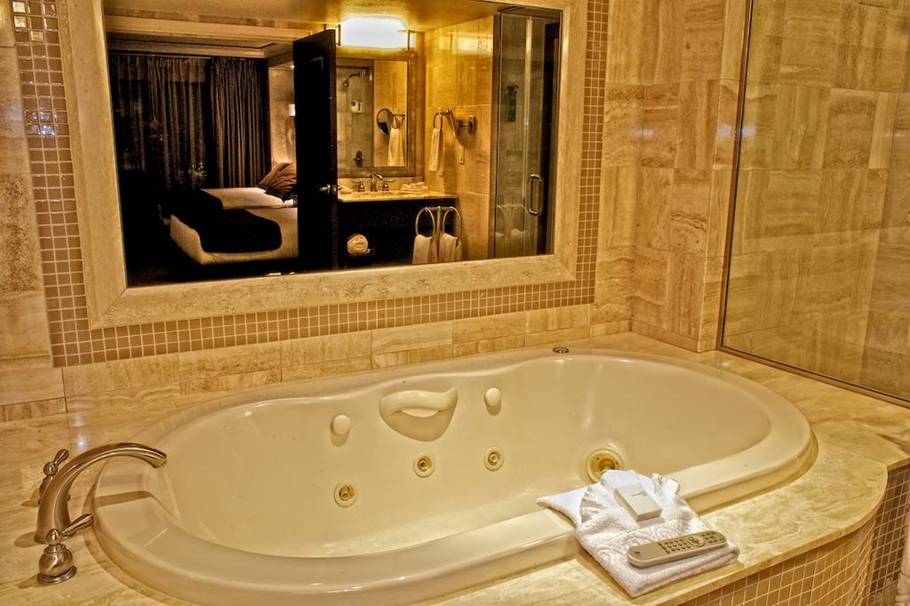 Harrah'S Reno Hotel & Casino Екстериор снимка